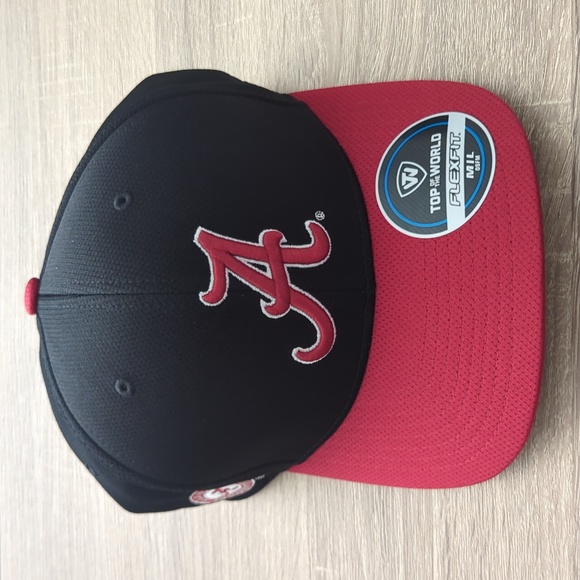 Top of the World Black/Crimson Alabama Crimson Tide Two-Tone Reflex Hybrid- M/L - Picture 1 of 9